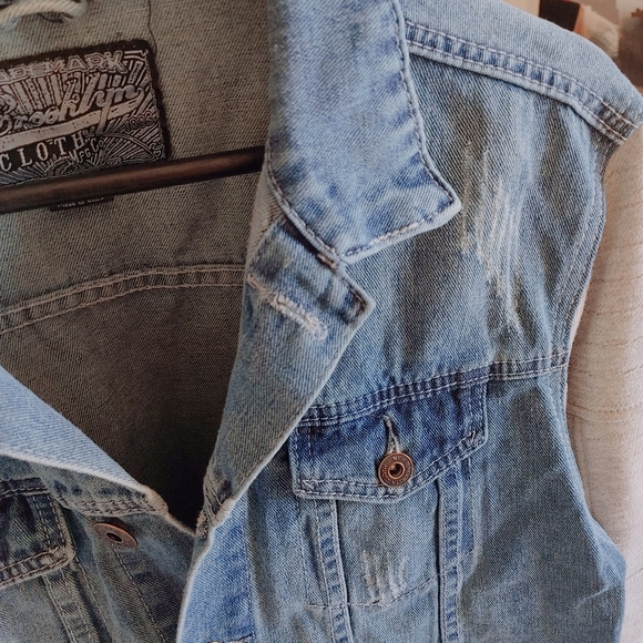 Denim jacket - Picture 3 of 3